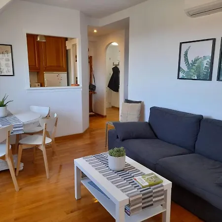 Atico Ciudadela Apartment *