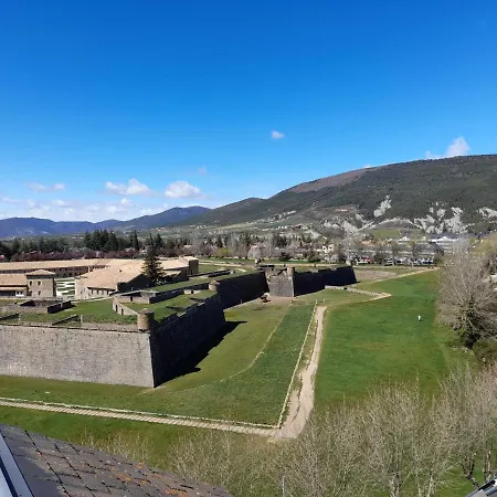 Atico Ciudadela Apartment Jaca